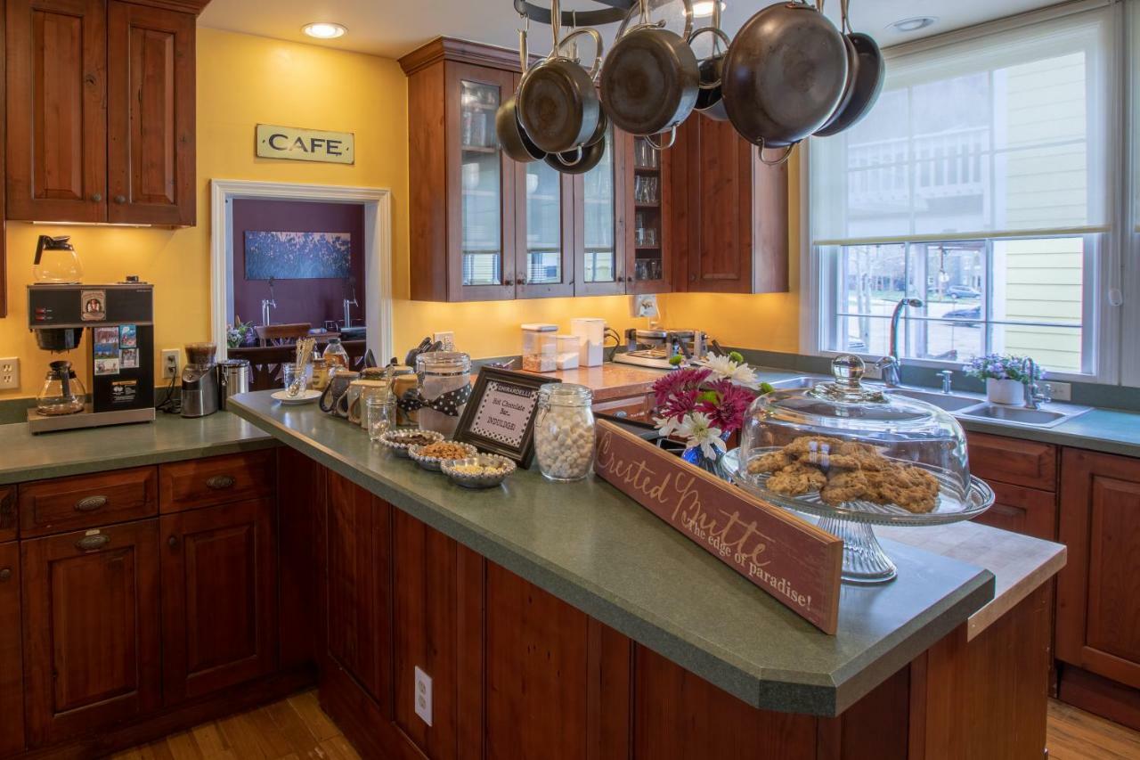 كريستيد بات Purple Mountain Bed & Breakfast & Spa المظهر الخارجي الصورة
